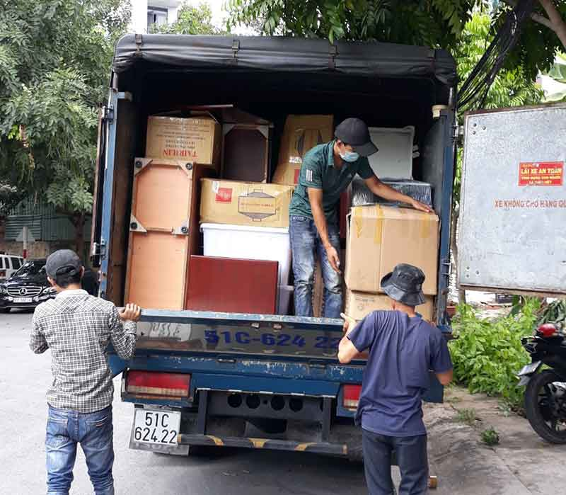 Thuê taxi tải chuyển nhà trọn gói giá rẻ Hà Nội [Chỉ từ 250K]